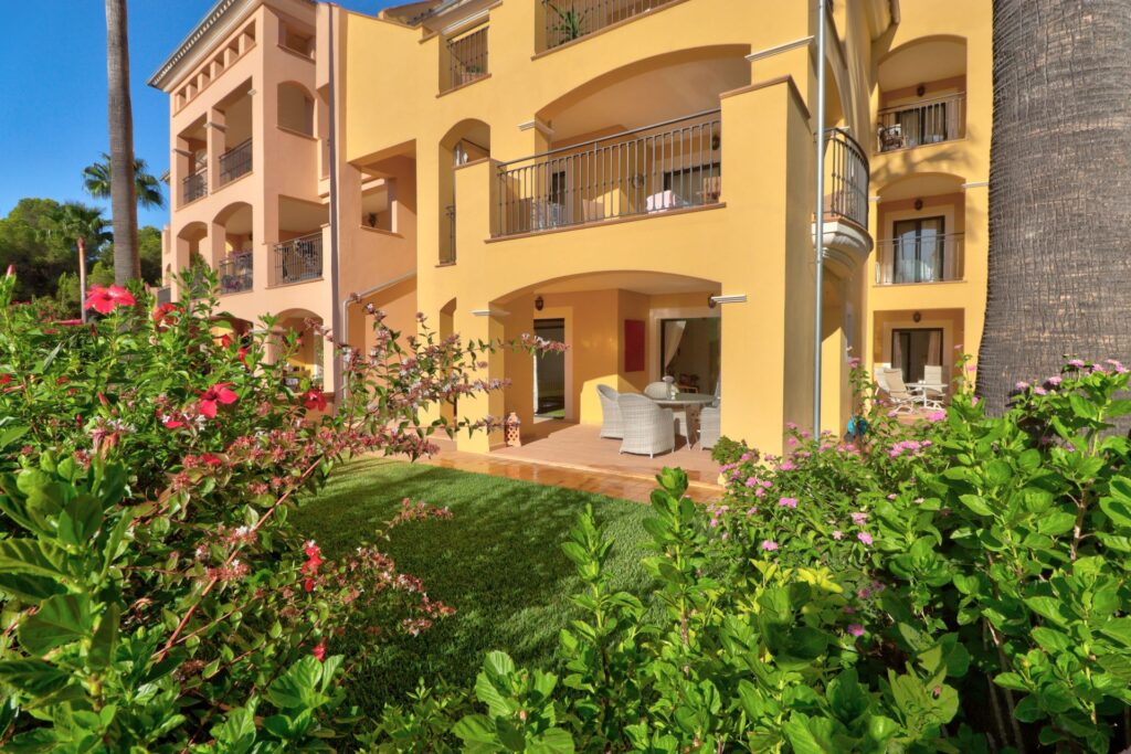 2-bed apartment with garden in Nova Santa Ponsa, Mallorca