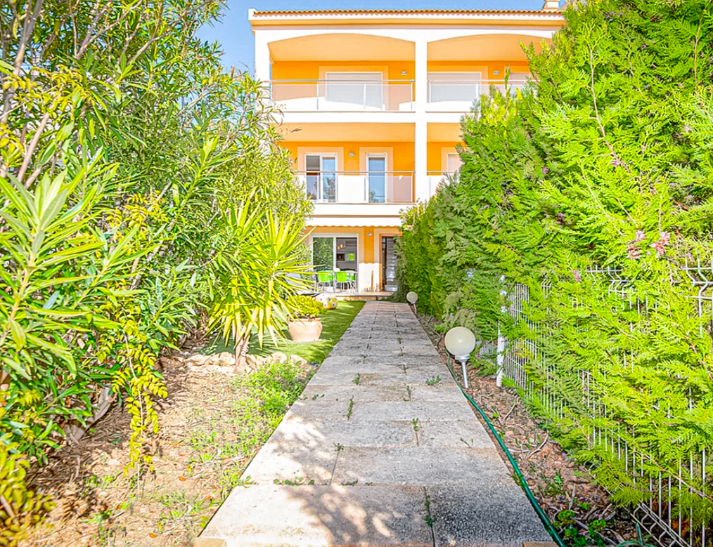 3-bed villa with garage and communal pool in Port de Pollensa, Mallorca