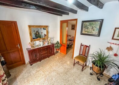 2-bed villa with attic and mountain views in Calvary, Pollensa, Mallorca
