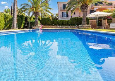 3-bed duplex apartment with large terraces and pool access in Bendinat, Mallorca
