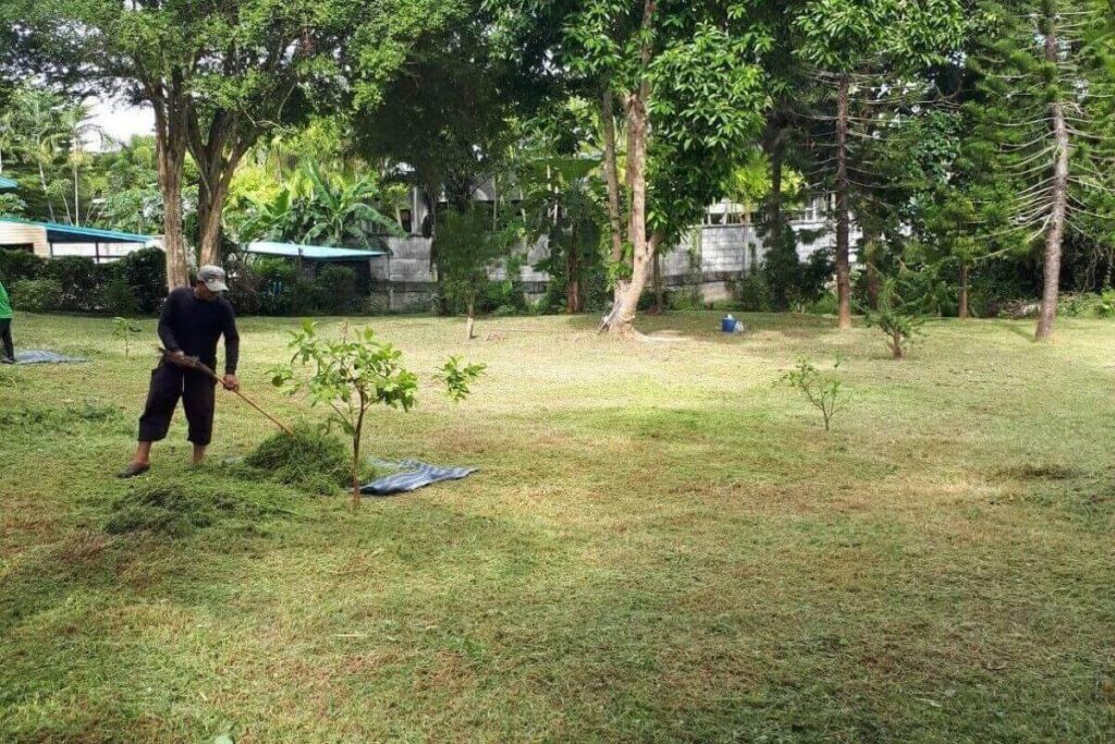 1,420 sqm land near Baan Bua Estate, Nai Harn, ideal for a private villa with water well and electricity in place.