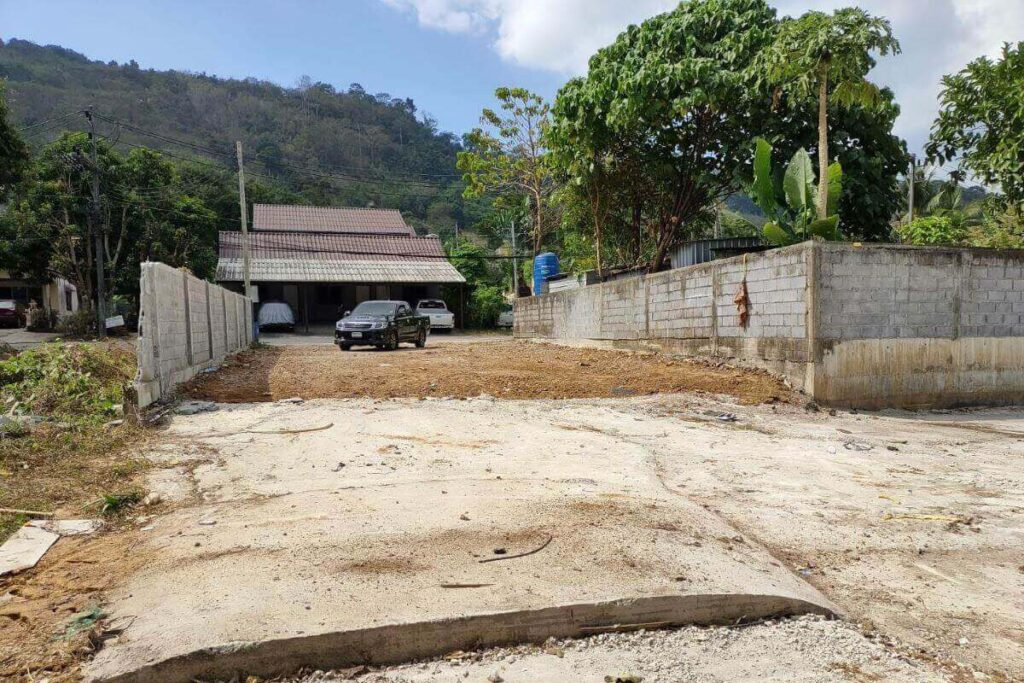 664 sqm land for sale near Tesco Lotus in Chalong, Phuket
