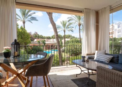 3-bed apartment with views over gardens and pool in Penyes Rotges Golf, Nova Santa Ponsa, Calvia, Mallorca