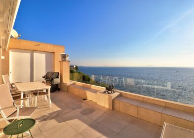 2-bed apartment with sea views and infinity pool in Cala Vinyes, Calvia, Mallorca
