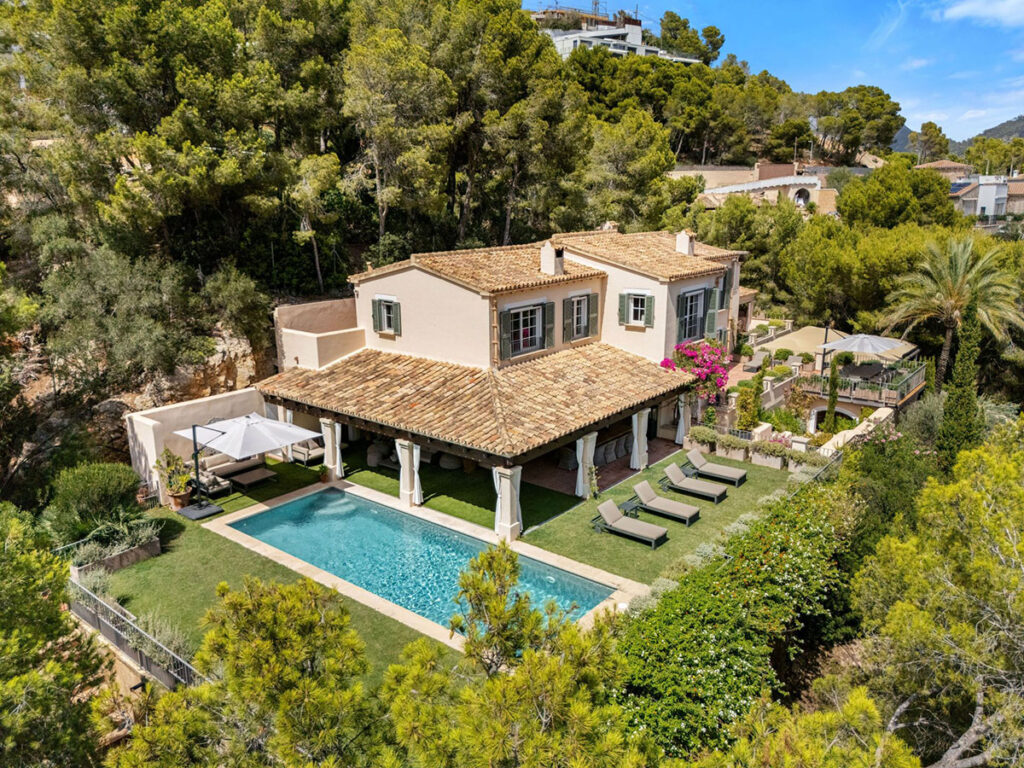 Mediterranean villa with pool and sea view in Andratx, Mallorca