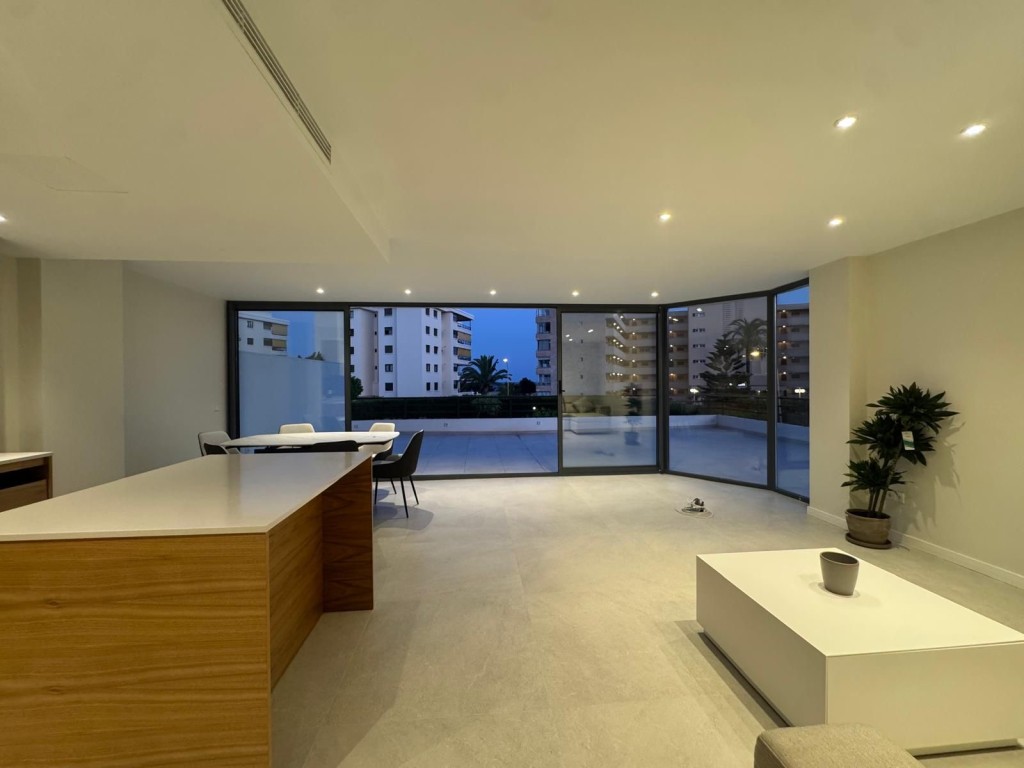 Renovated 2-bed apartment with terrace in Puerto Portals, Calvia Mallorca