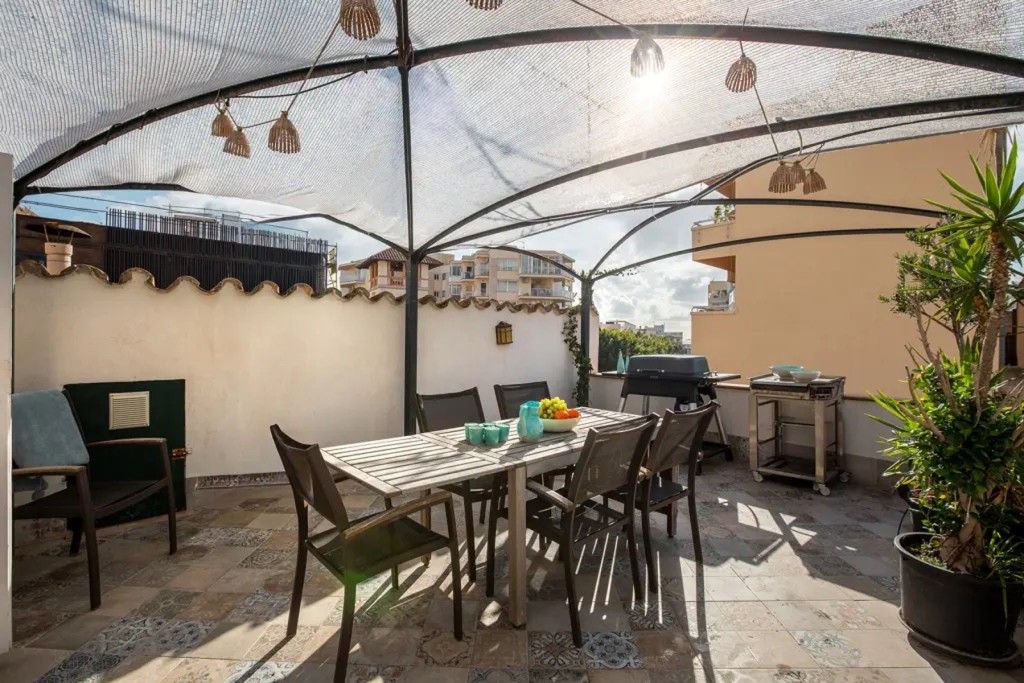 4-bed apartment with roof terrace in El Terreno, Palma de Mallorca