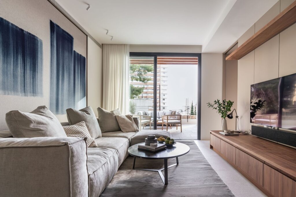 2-bed ground floor apartment with private pool in Cala Major, Mallorca, 97 sqm