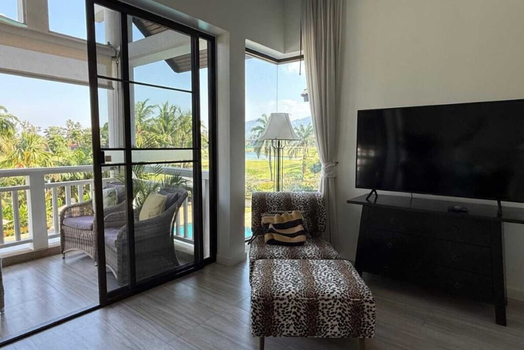 2-bed golf view condo in Laguna Phuket with terrace and pool
