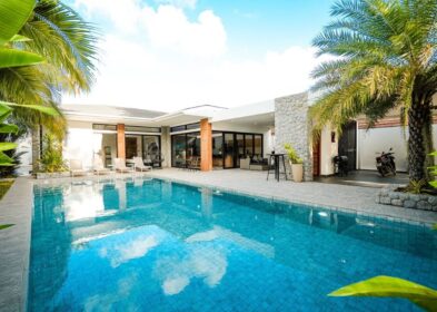 4-bed pool villa in Rawai, Phuket