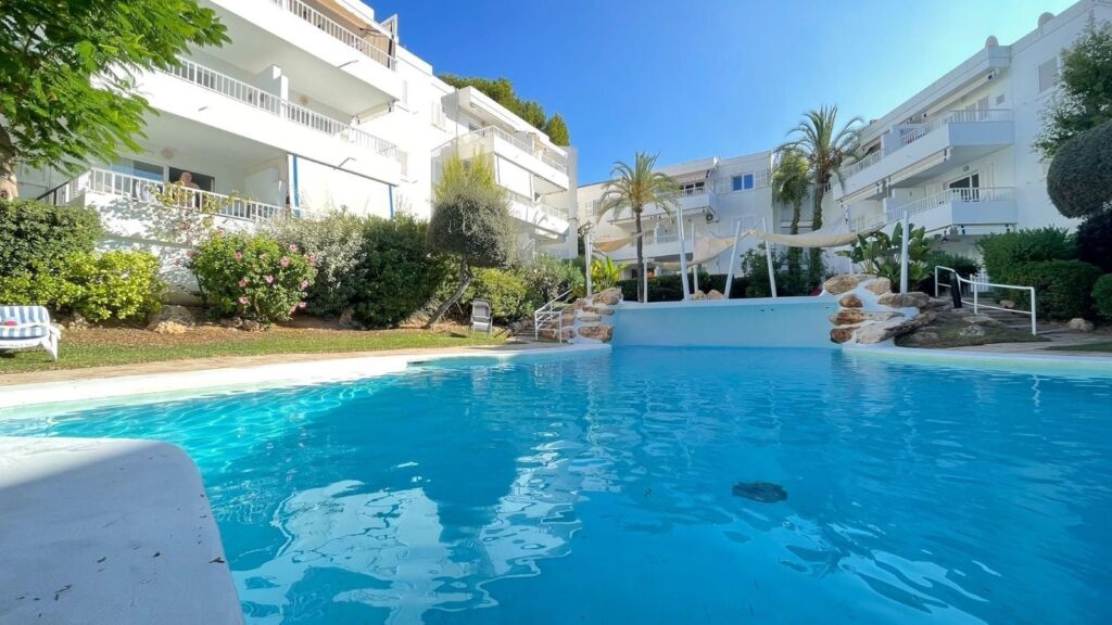3-bed apartment with pool in Santa Ponsa, Calvia, Mallorca