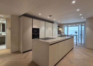 3-bed apartment with terraces facing Santa Catalina church, Palma, Mallorca