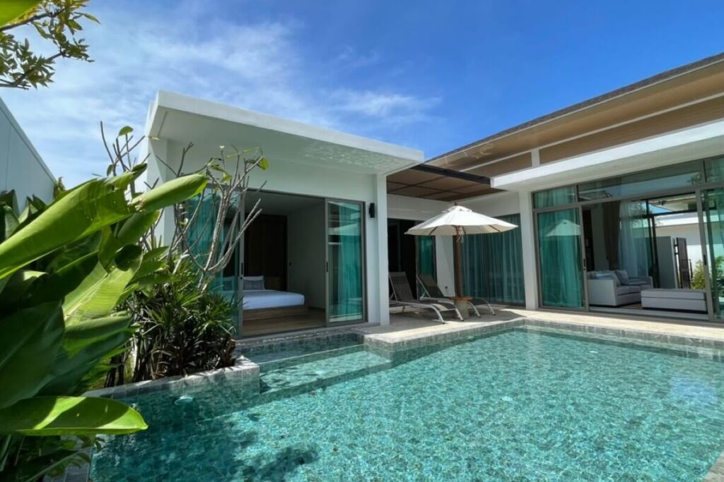 Resale 3-bed oriental-style pool villa for sale near Boat Avenue, Bang Tao, Phuket