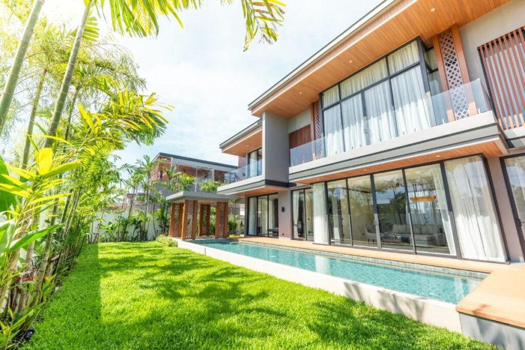 Off-plan 4-bed pool villa for sale in Cherng Talay, Phuket, adjacent to Laguna