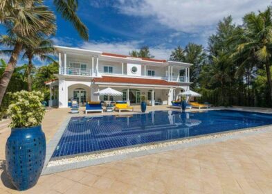 Alt text 6-bed luxury beachfront pool villa on Natai Beach, Phang Nga, Thailand