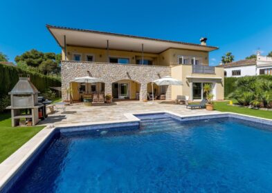 4-bed south-facing villa in Costa de la Calma, Calvia, Mallorca