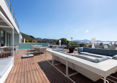 4-bed villa with indoor and outdoor infinity pools, bay and mountain views, Boquer area, Pollensa, Mallorca