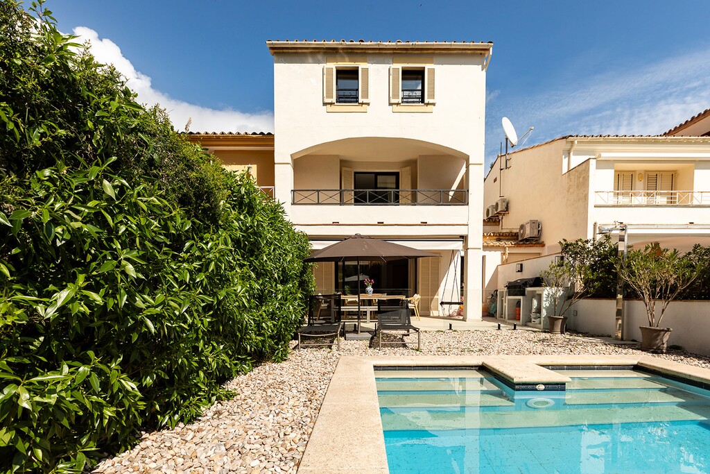 5-bed townhouse with pool and garden in Port de Pollensa, Mallorca