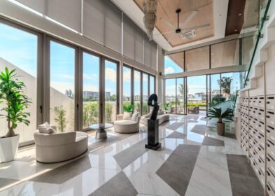 2-bed waterfront condo with lake views in Bang Tao, Phuket - Boat Avenue, Laguna