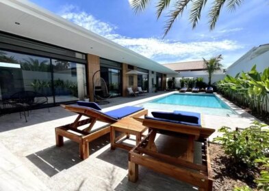 3-bed pool villa near Rawai seafront and pier, Phuket