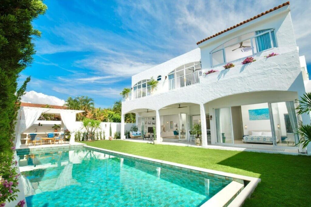 4-bed modern Mediterranean pool villa in Rawai, Phuket