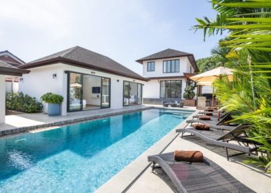 5-bed modern tropical pool villa with jacuzzi in Rawai, Phuket