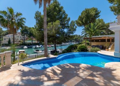 6-bed frontline marina pool villa with direct waterfront access in Santa Ponsa, Calvia, Mallorca